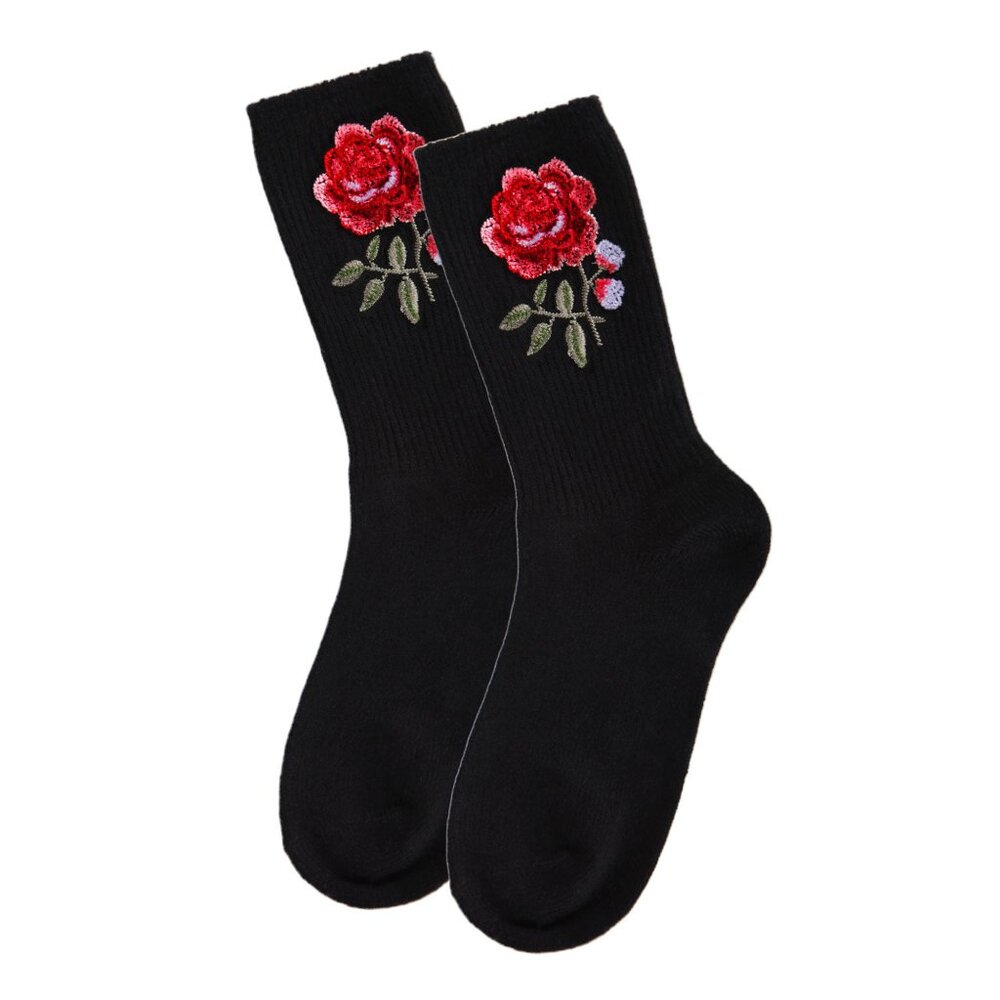 NEW MeMoi Women Embroidered Rose Path Black Floral Above Ankle Crew Socks - Picture 2 of 3